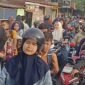 Kemacetan panjang terlihat di kawasan Pasar 6 Tembung menuju Simpang Jodoh. Warga berharap petugas hadir mengatur lalu lintas, terutama pada jam sibuk pagi hari.Foto:Historia88